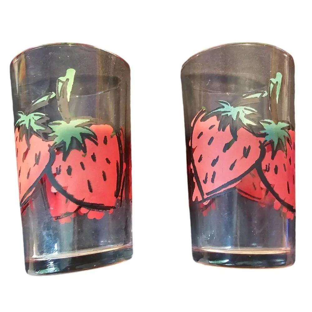 Strawberry Print Clear Drinking Glasses Set of 2 Vtg Unmarked Red Green Cartoon